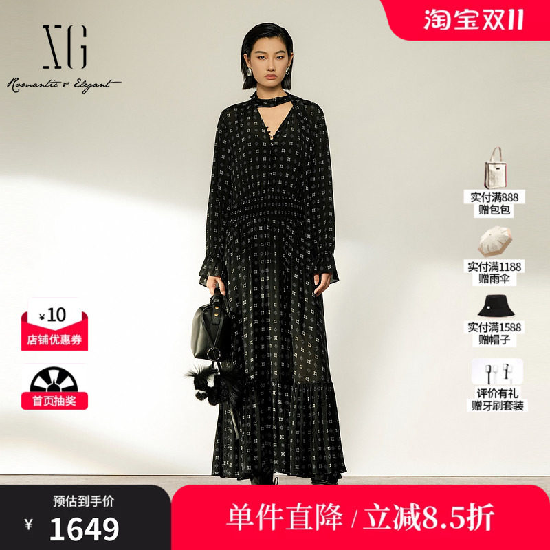 XG/雪歌XL404005B294黑色桑蚕丝满印V领飘带长款连衣裙鱼尾长裙女