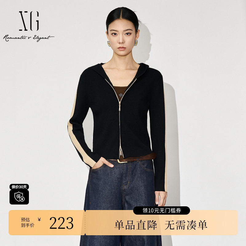 XG/雪歌XK411861A890短款毛针织衫时尚冬季新款绵羊毛连帽开衫女