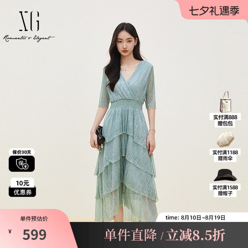 XG/雪歌XK204110A945湖水绿亮丝V领短袖连衣裙松紧收腰蛋糕伞裙女