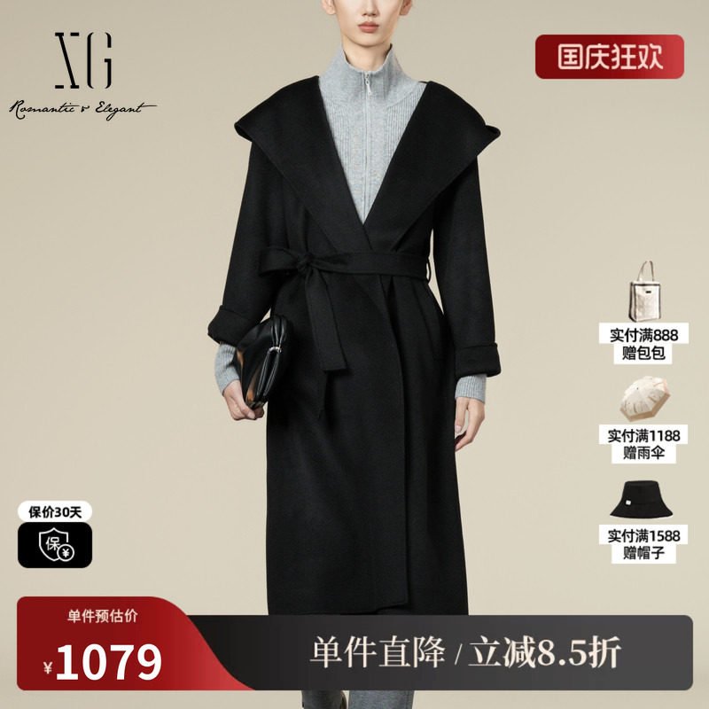 XG/雪歌XK410011A290 黑色系带毛呢外套中长羊毛混纺连帽大衣女装