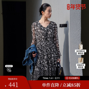 XG/雪歌XL104005B393 碎花长袖连衣裙V领荷叶边花版A字中裙伞裙女