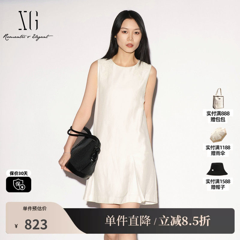XG/雪歌XL204036A651白色醋纤无袖连衣裙圆领刺绣直筒A字中裙女装