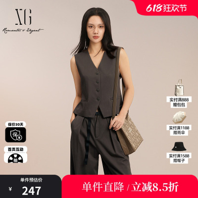 XG/雪歌XK224001A174棕灰色无袖西装马甲收腰V领背心短款马夹女装
