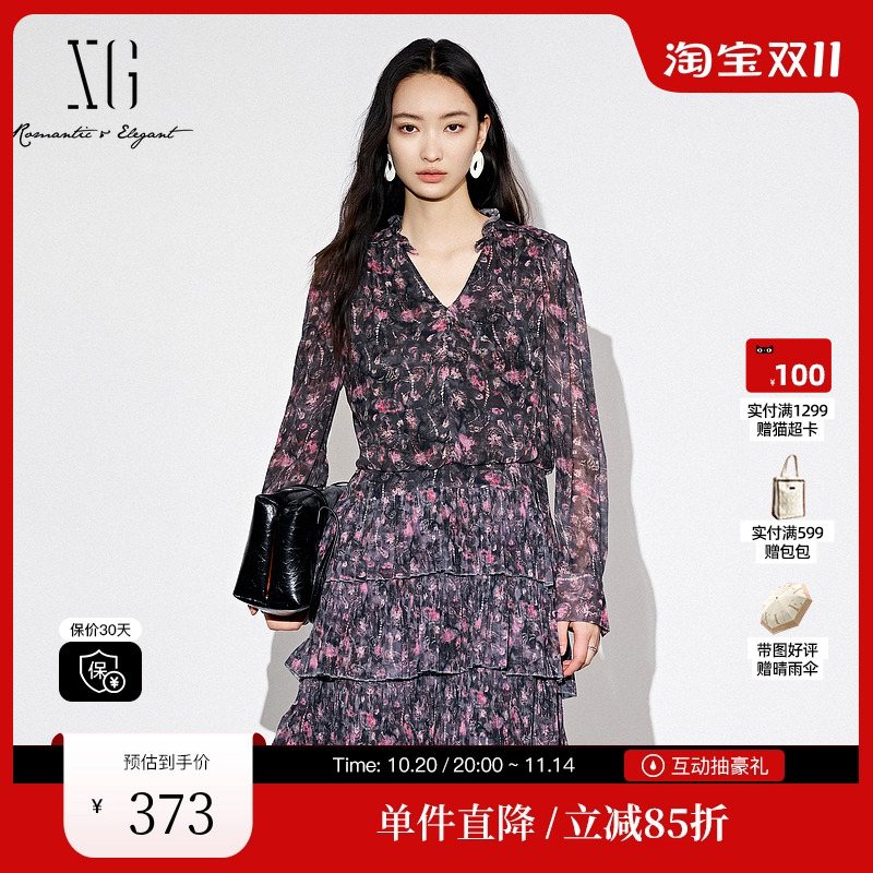 XG/雪歌XJ304003B696碎花长袖V领连衣裙时尚秋季新款短款蛋糕裙女