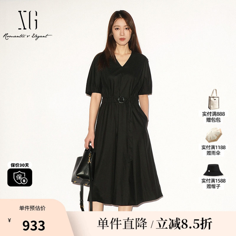 XG/雪歌 XL204048AE90黑色V领短袖连衣裙松紧收腰显瘦A字中伞裙女