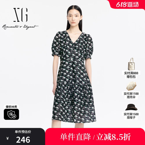 XG/雪歌XJ204055B697碎花V领短袖连衣裙时尚夏季新款A字中长裙女