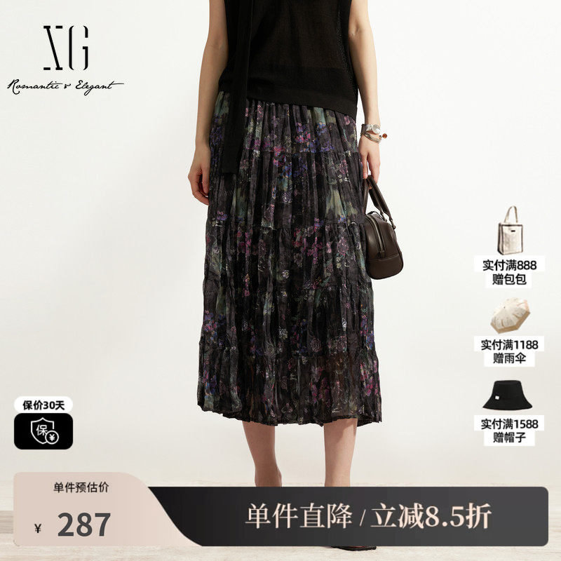 XG/雪歌XM203641B806紫色花版半身裙松紧A字长款高级伞裙薄款女装