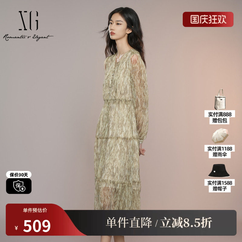 XG/雪歌XK304007B294系带领连衣裙2025秋季新款微透碎花中长裙女