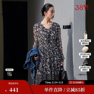 XG/雪歌XL104005B393 碎花长袖连衣裙V领荷叶边花版A字中裙伞裙女