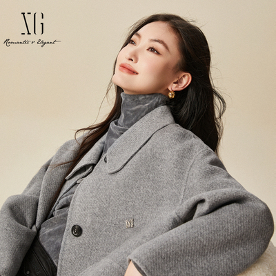XG/雪歌XJ410998A884 灰色羊毛混纺长款翻领毛呢外套直筒大衣女装