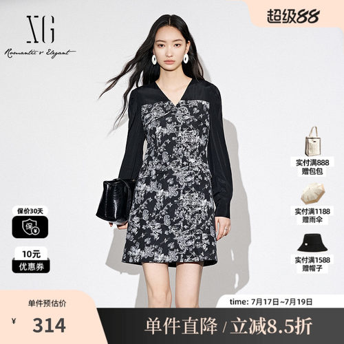 XG/雪歌XJ304004B297黑色碎花连衣裙棉感秋季新款长袖直筒短裙女