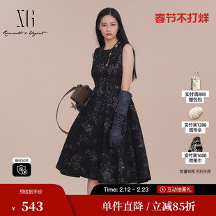 XG雪歌XK104001B196碎花收腰连衣裙2025春季新款蕾丝拼接中长裙女