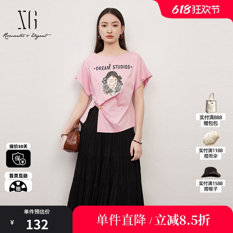 XG/雪歌XJ201028A808时尚印花设计T恤时尚夏季新款浅粉短袖上衣女