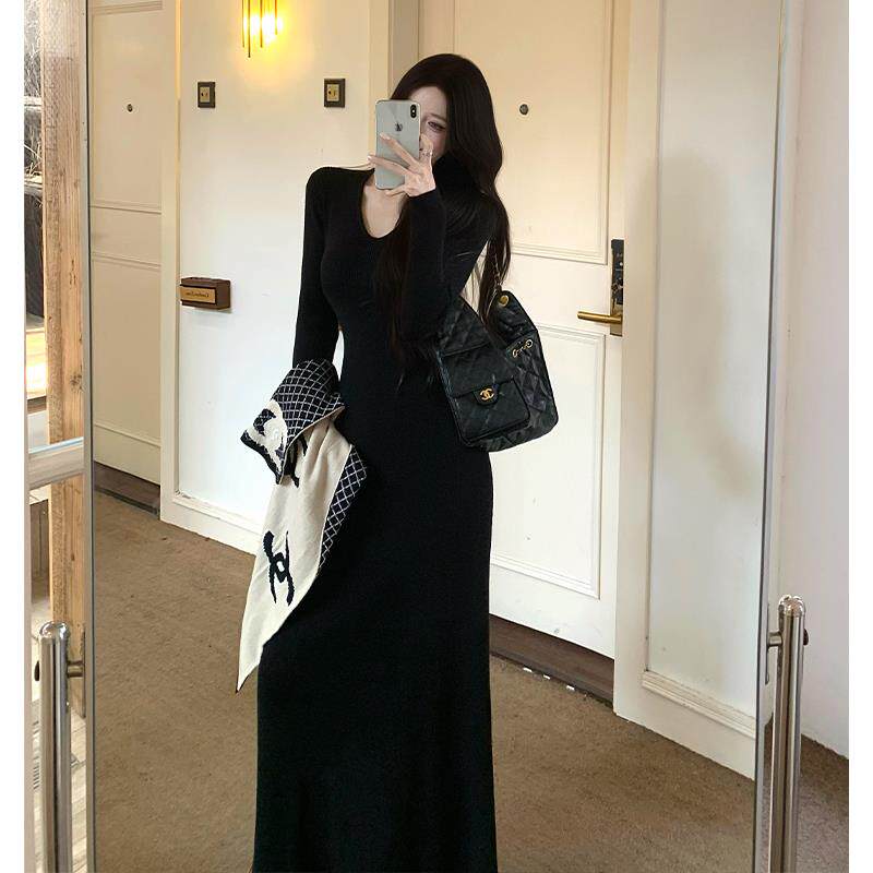 JOYIASS高级感长袖v领撞色条纹针织连衣裙女秋冬法式慵懒感内搭打