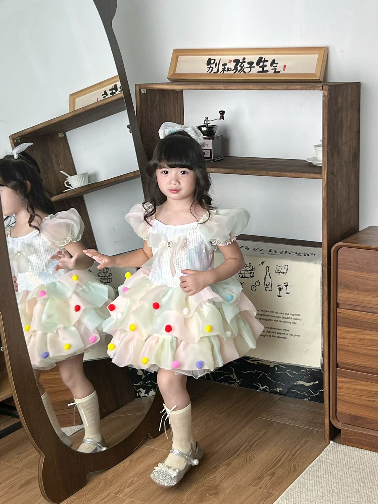 新款六一幼儿园儿童可爱表演蓬蓬儿童演出服