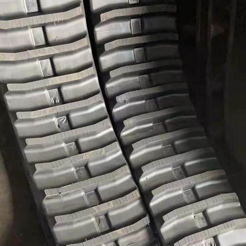 挖掘机履带胶 发徐工XE135牛筋履B带 胶块橡胶履带输送带NJR电机