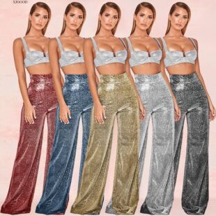High-waisted wide-leg trousers in shiny silk亮丝高腰阔腿长裤