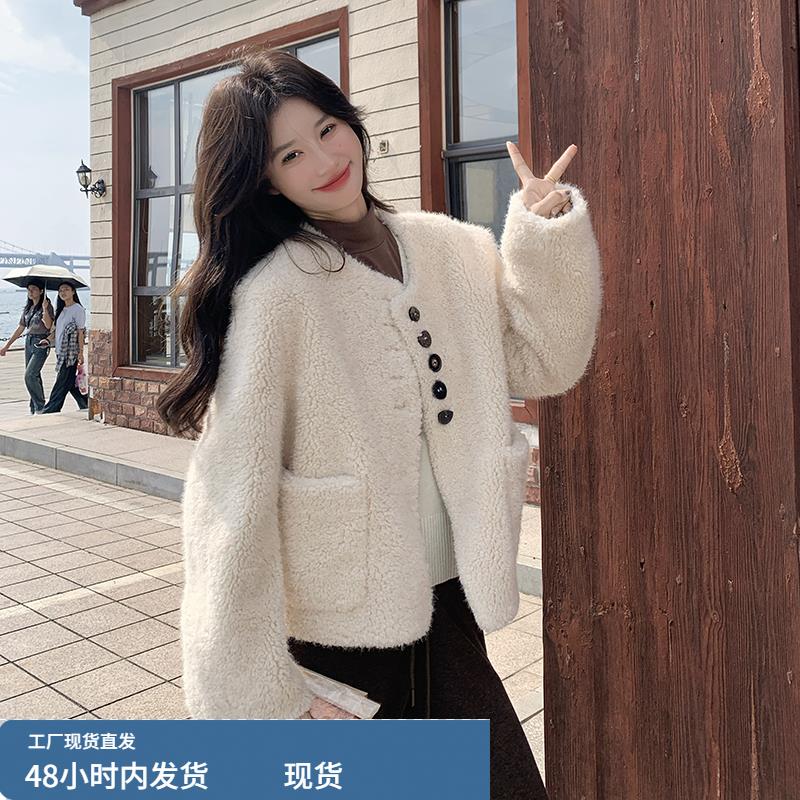 米色毛绒外套女2025年冬季新款时尚小个子保暖减龄显瘦小个子棉袄