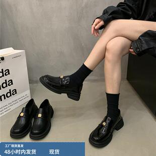 英伦小皮鞋一脚蹬单鞋秋冬季小香风女鞋子粗跟黑色百搭乐福鞋jk鞋