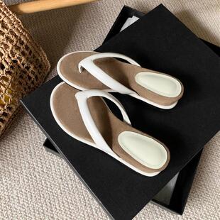 百搭沙滩拖厚底坡跟夹趾凉拖鞋 时尚 外穿新款 内增高4厘米人字拖鞋