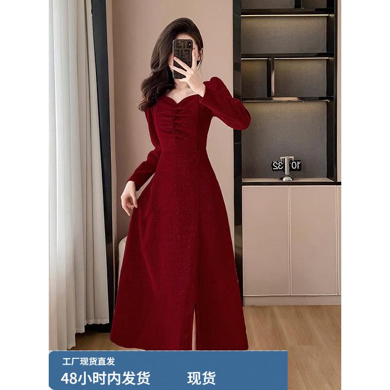 法式赫本风红色连衣裙女秋冬大码胖mm洋气收腰显瘦加厚打底长裙子