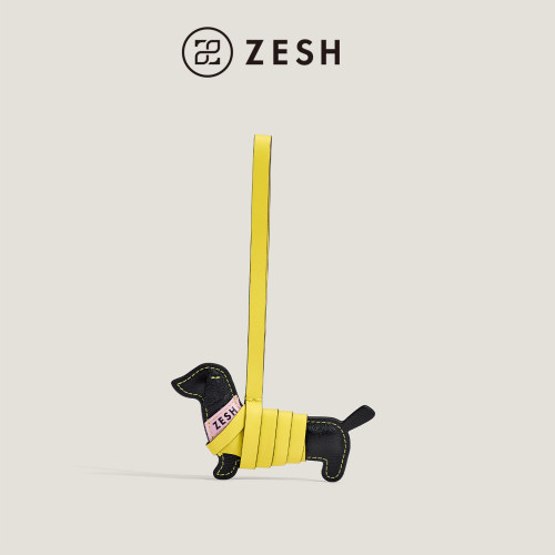 ZESH/泽尚 腊肠狗挂件 小众设计包包挂饰时尚配件配饰女包吊饰