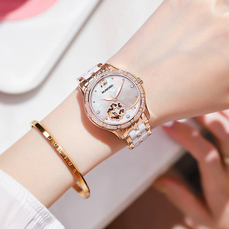 斯诺威登名牌简约气质轻奢镶钻正品防水贝母高级感陶瓷手表女机械