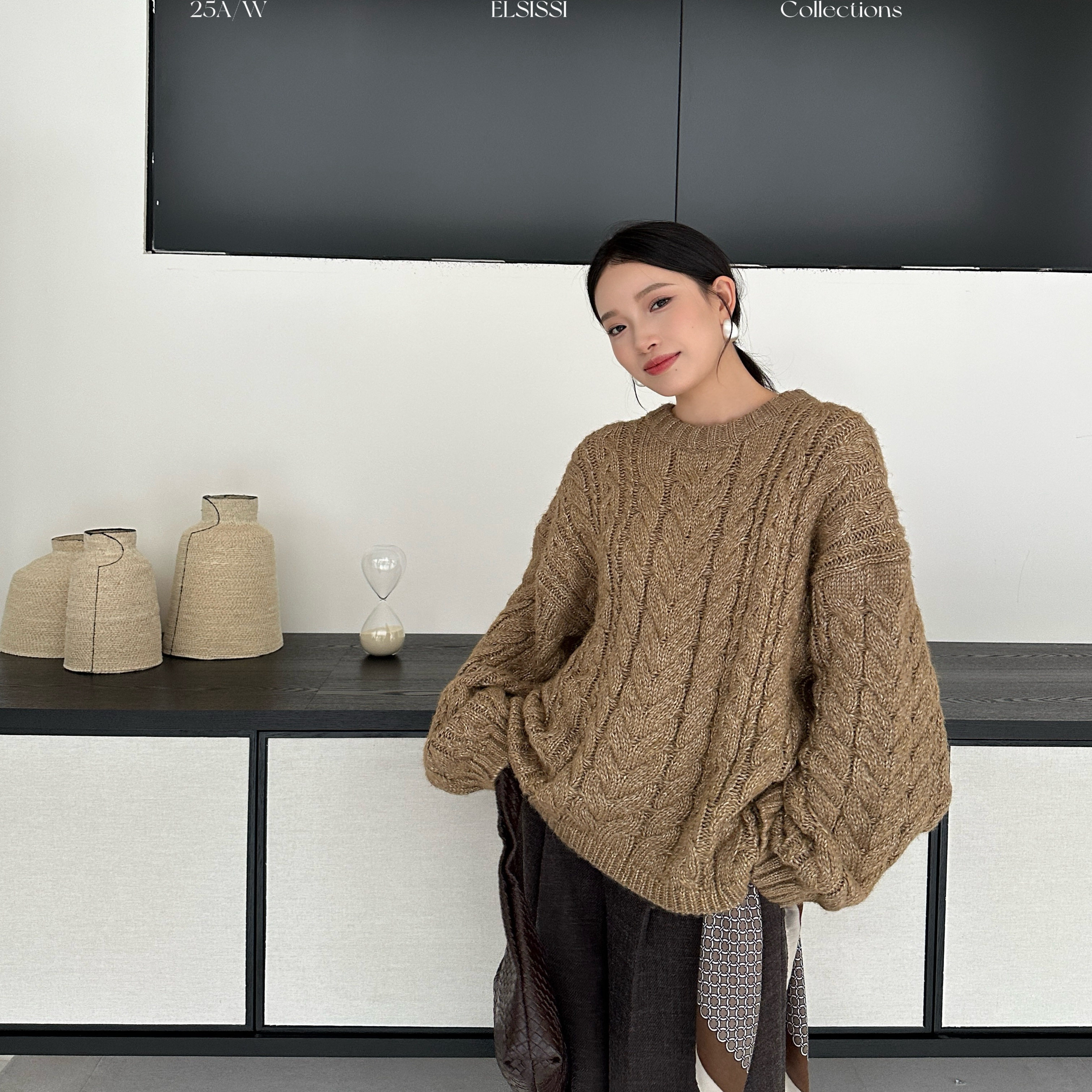 Elsissi十三行宽松套头毛衣