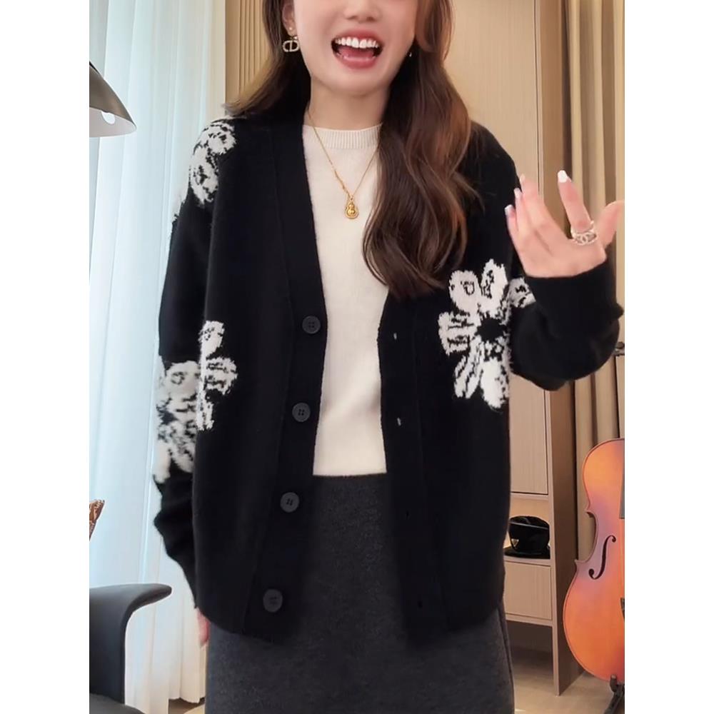 JOYIASS2025新款黑色v领毛衣开衫外套女装春秋季慵懒刺绣花朵针织
