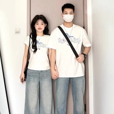 不一样的情侣装套装小众不撞款2025新款夏季纯棉正肩修身短袖t恤