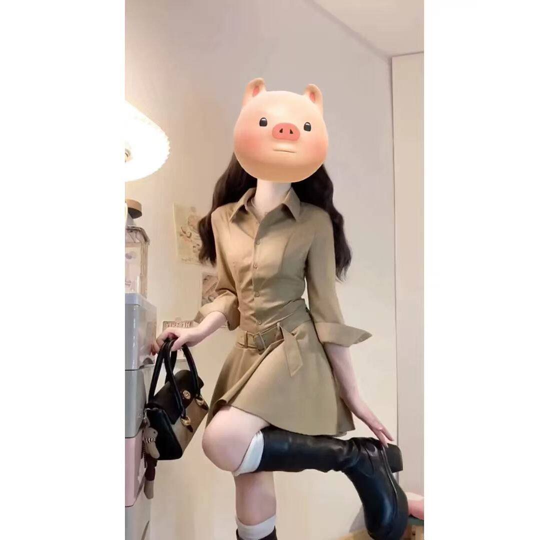 秋冬法式赫本风翻领收腰连衣裙
