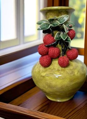 美陶《一路长虹》石湾公仔创意荔枝插花花瓶陶瓷新中式家居小摆件