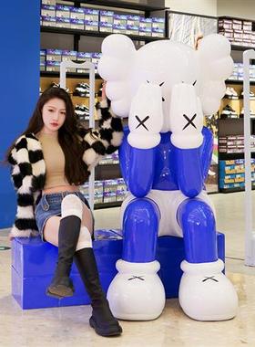 网红kaws芝麻街大摆件潮牌卡瓦斯公仔玻璃钢雕塑客厅门店大型装饰