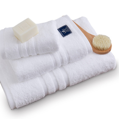 LuxuryHotelWhiteBath
