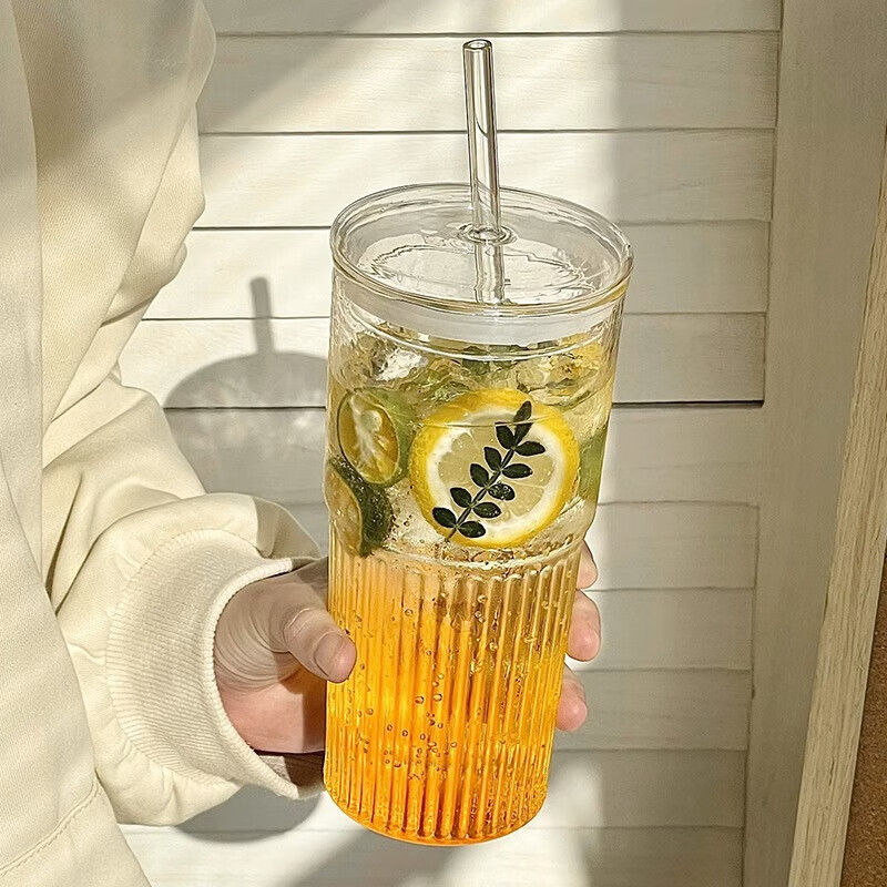 大容量带盖咖啡玻璃杯大口水杯家用冷饮喝水杯子斜身吸管杯650ml