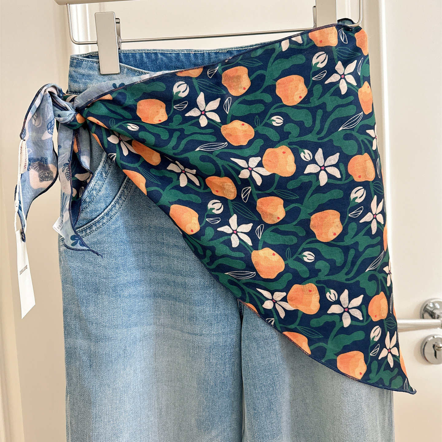 印花双面三角巾女丝巾腰封叠穿屁帘搭配牛仔裤装饰配饰韩系领巾,服饰配件/皮带/帽子/围巾,围巾/丝巾/披肩,淘宝优惠券,粉丝福利购,淘宝优惠卷