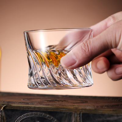 水晶玻璃洋酒杯高档雕花威士忌杯