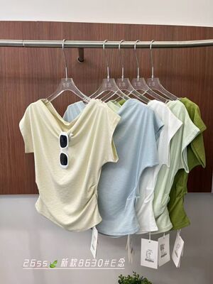 E念8630夏季新款设计感一字领侧边褶皱修身显瘦T恤斜肩上衣女潮