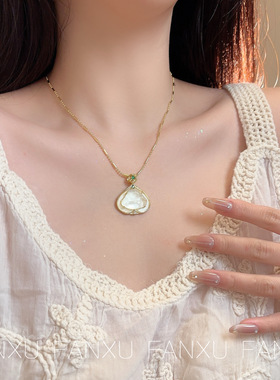 白贝母水沫玉新中式弥勒佛公项链