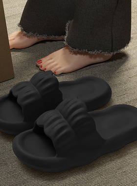 踩屎感拖鞋女夏季外穿2025新款室内家居浴室洗澡防滑黑色凉拖女士