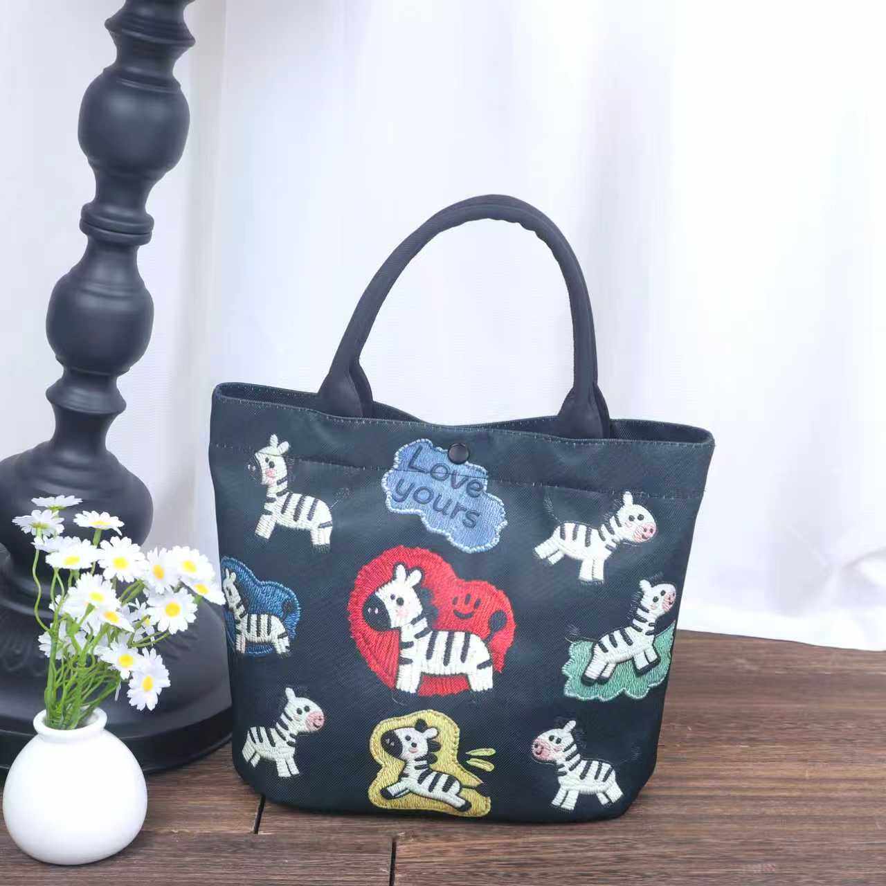 尚盈刺绣斑马斜纹防水布袋购物袋大容量可折叠收纳旅行便携买菜袋