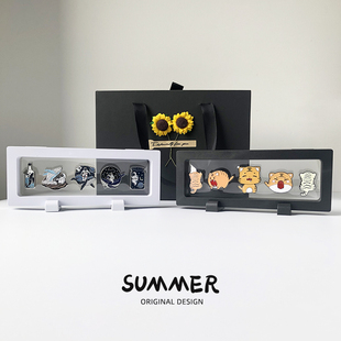 徽章收纳展示盒胸针可爱日系男学生情侣圣诞礼物生日女生创意别针