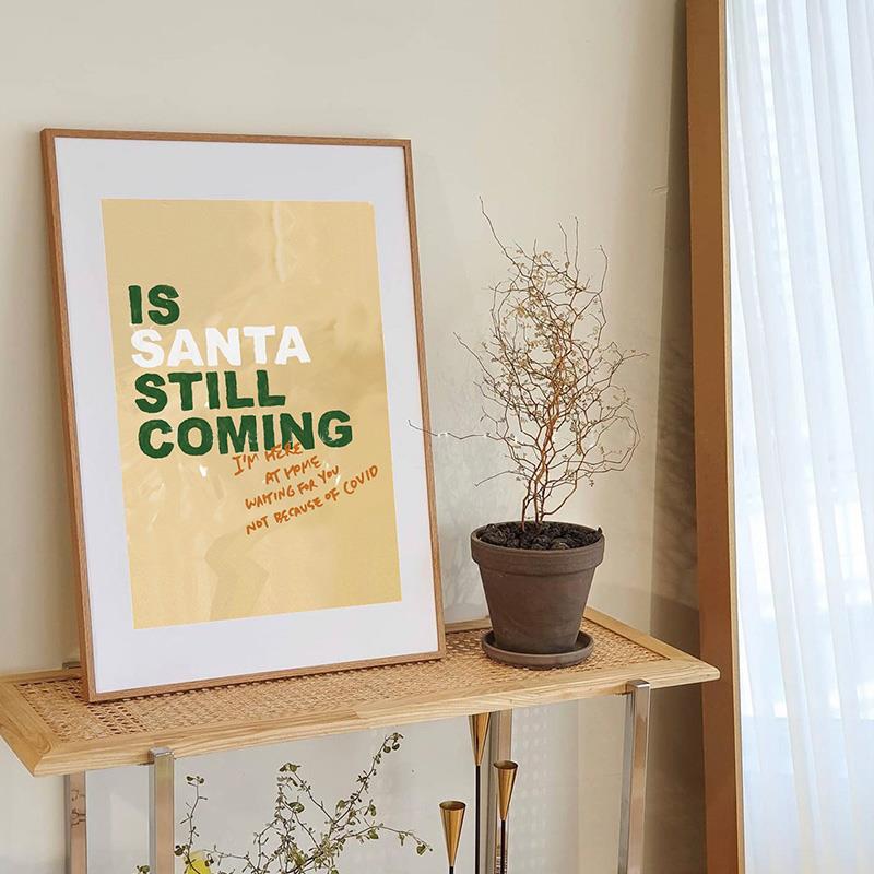 韩国ins装饰画 复古法式浪漫手写体圣诞节海报 圣诞老人终会来临