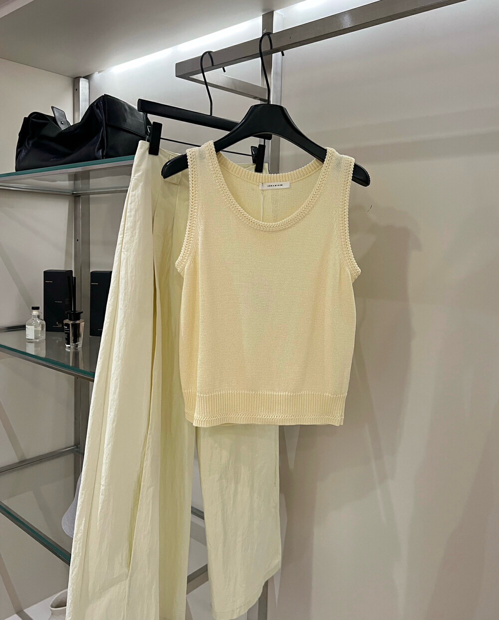 夏上新!【ABRA】2025夏设计感阔腿压褶休闲裤  22023#  XJ