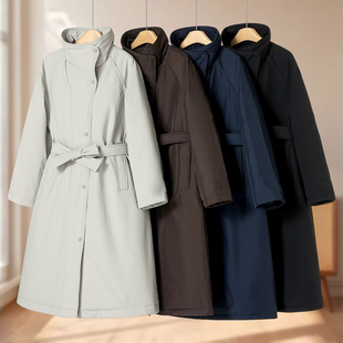 【芊】摁扣系腰带宽松机场风立领羽绒服323~冬季新款女装