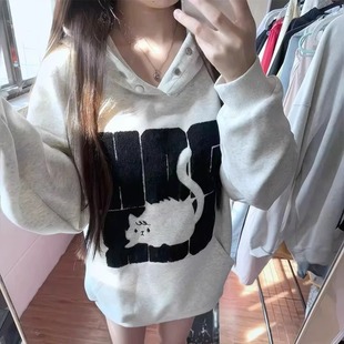 美式高街猫咪刺绣纽扣连帽卫衣女秋冬新款宽松加绒加厚情侣装外套