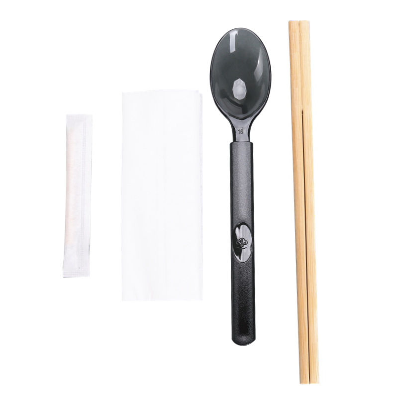 一次性勺筷子牙签纸巾四件套外卖加厚西餐勺装独立包装加纸餐具包