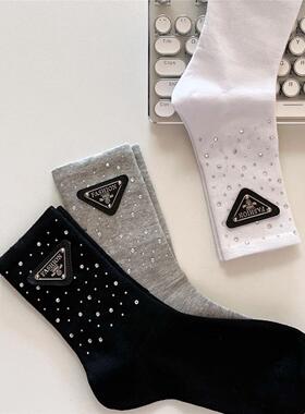 DLSOCK秋冬新款烫印满钻皮标中筒潮搭女袜饰品袜抖音快手直播爆