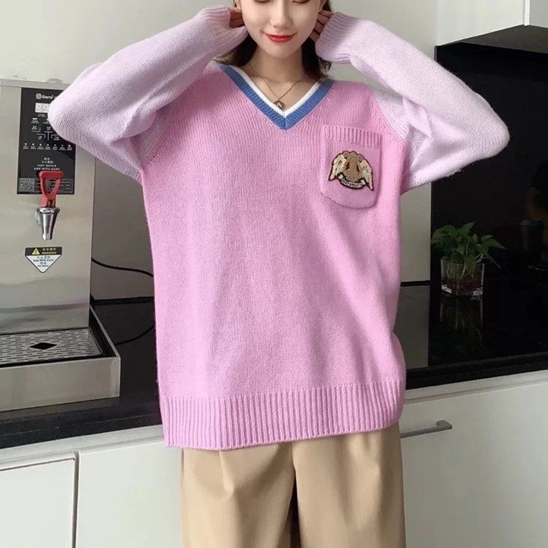 阿玛施旗舰店官网2020秋新款v领宽松羊毛衫口袋绣花毛衣针织衫女