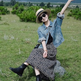 复古牛仔外套搭配连衣裙女春秋新款高街美式蓝色长袖短款牛仔上衣